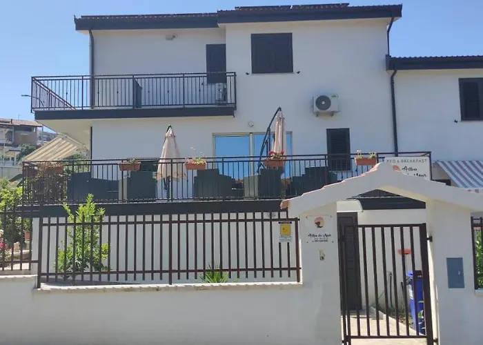 住宿加早餐酒店 Alba De Mar