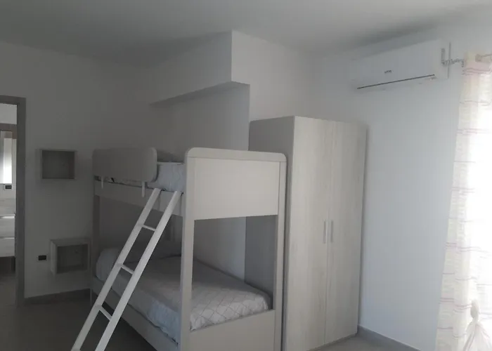 Frühstückspension Alba De Mar 3*