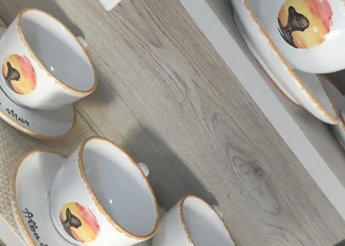 לינה וארוחת בוקר Alba De Mar 3*